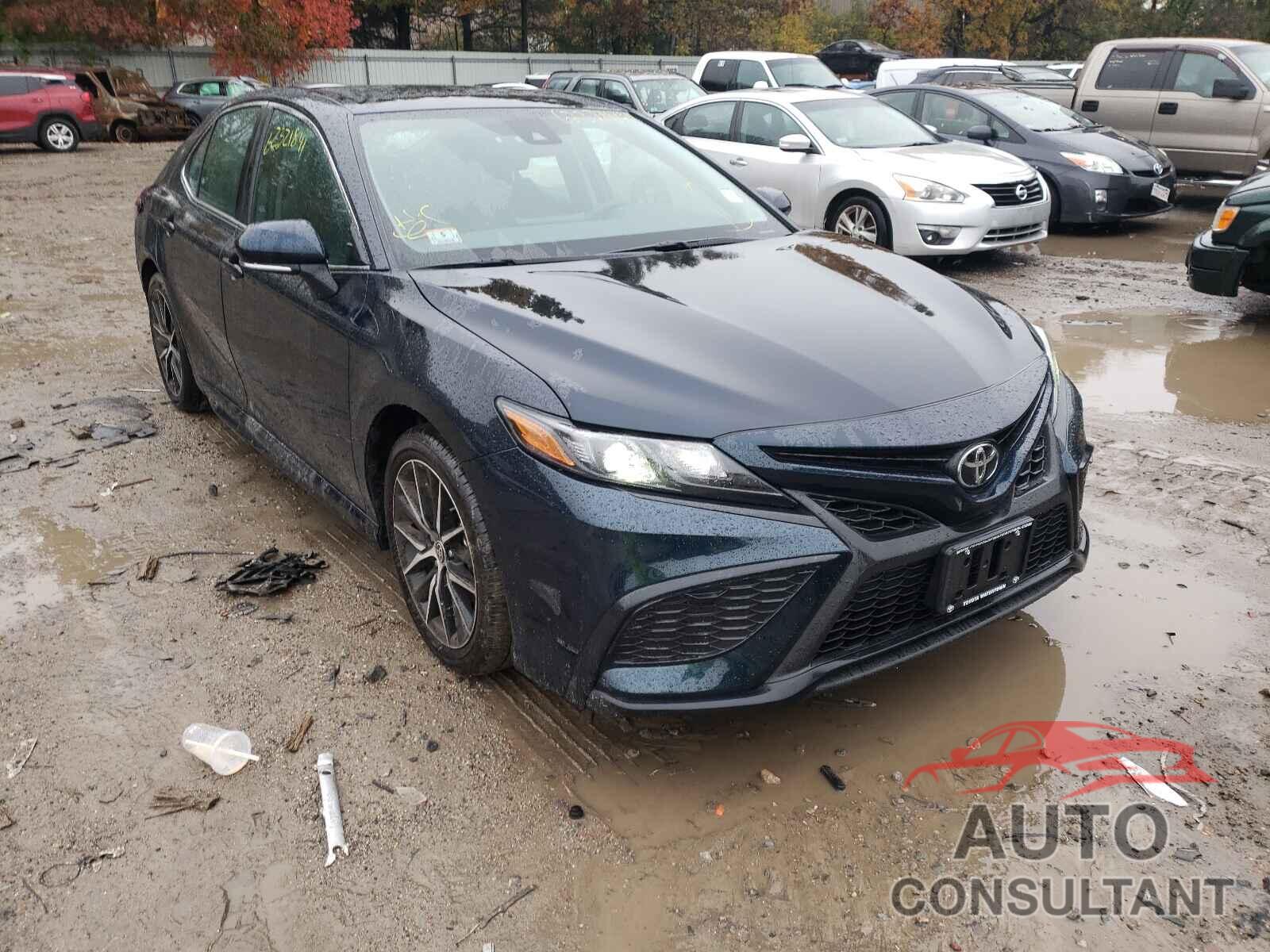 TOYOTA CAMRY 2021 - 4T1G11BK0MU031422