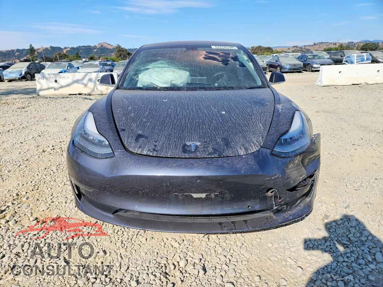 TESLA MODEL 3 2018 - 5YJ3E1EB9JF185070