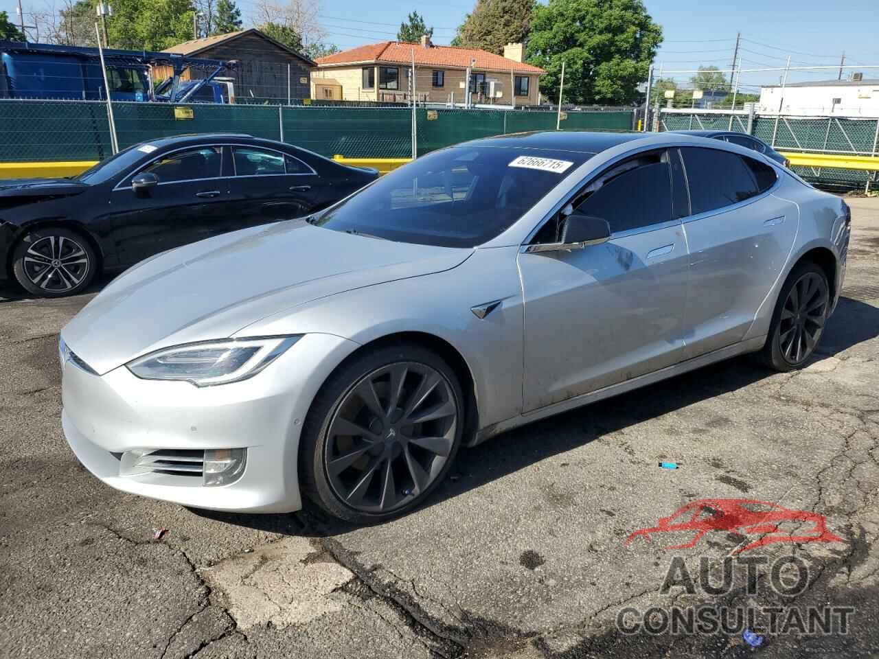 TESLA MODEL S 2018 - 5YJSA1E26JF261397
