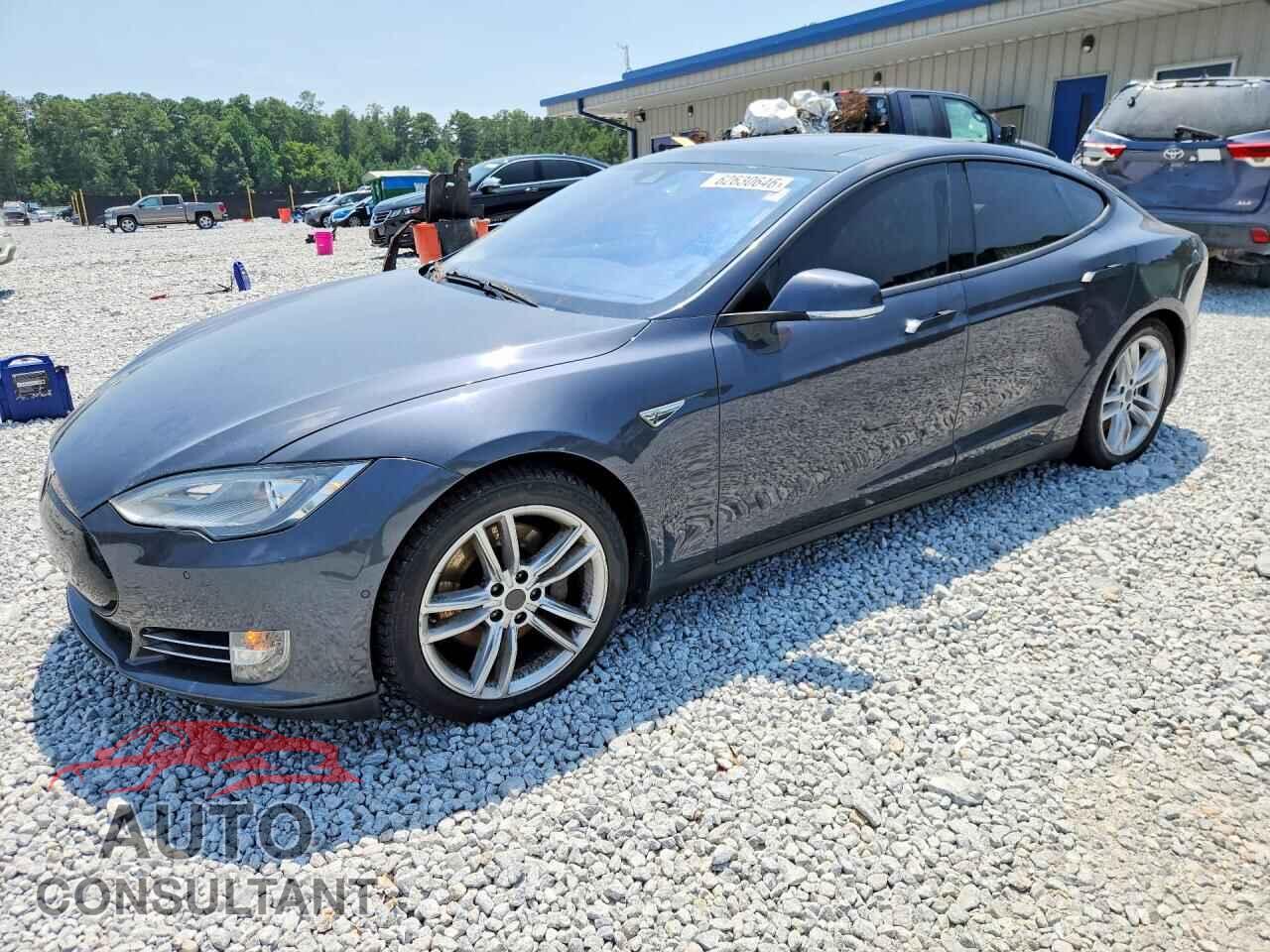 TESLA MODEL S 2015 - 5YJSA1E23FF104837