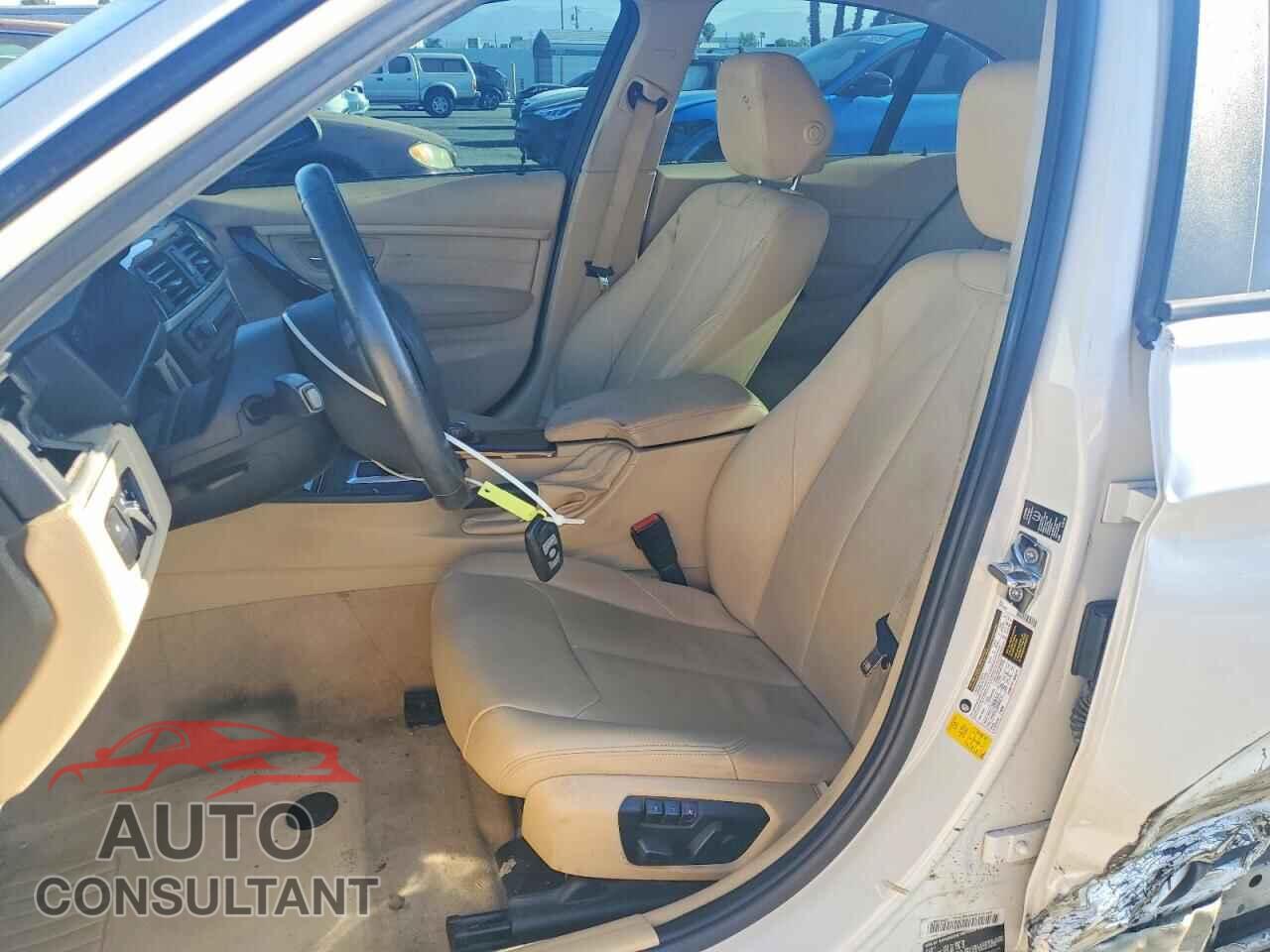 BMW 3 SERIES 2013 - WBA3A5C5XDF351495