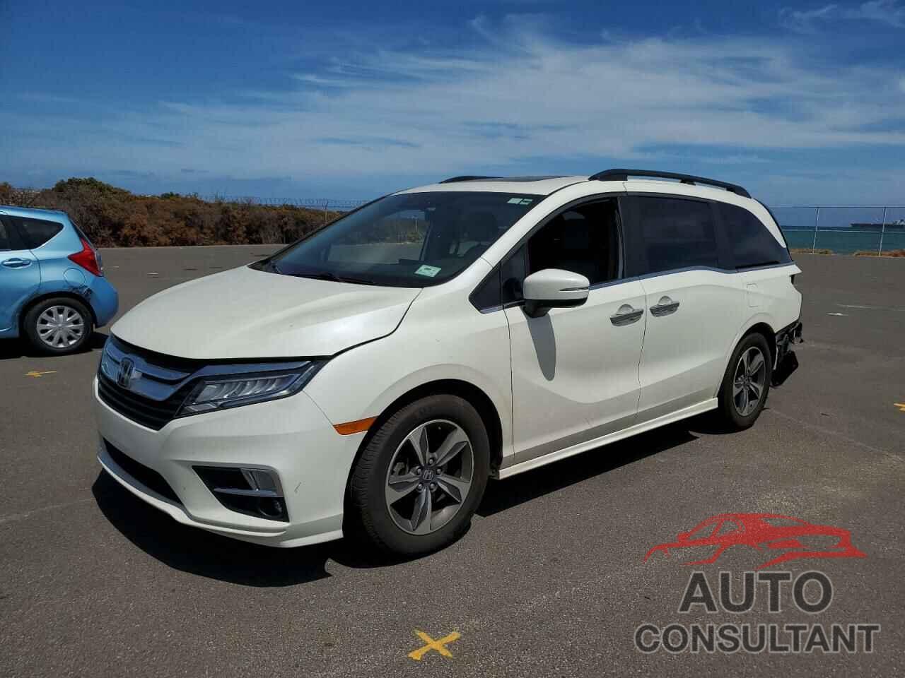 HONDA ODYSSEY 2018 - 5FNRL6H80JB045714