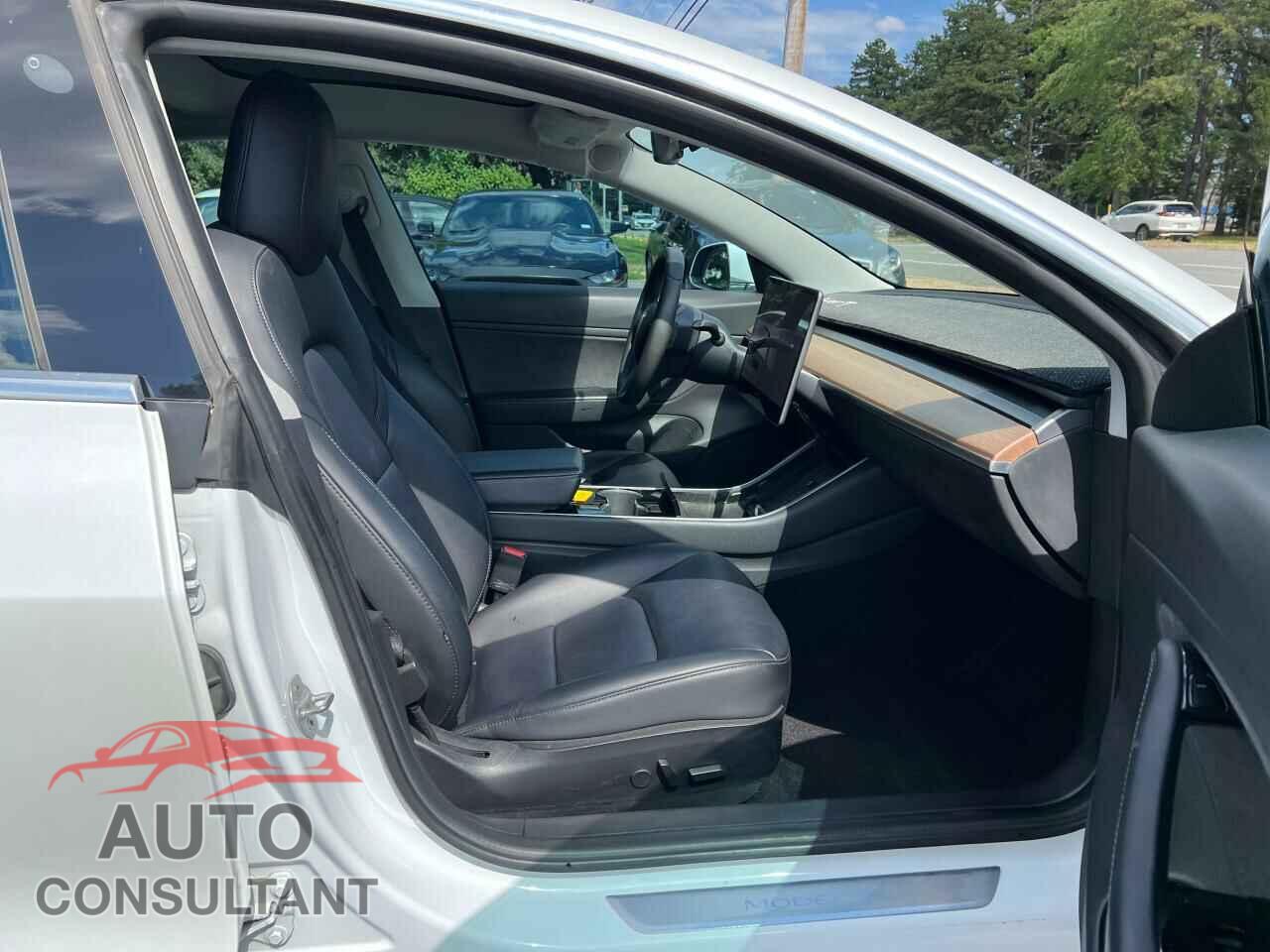 TESLA MODEL 3 2020 - 5YJ3E1EB6LF618251