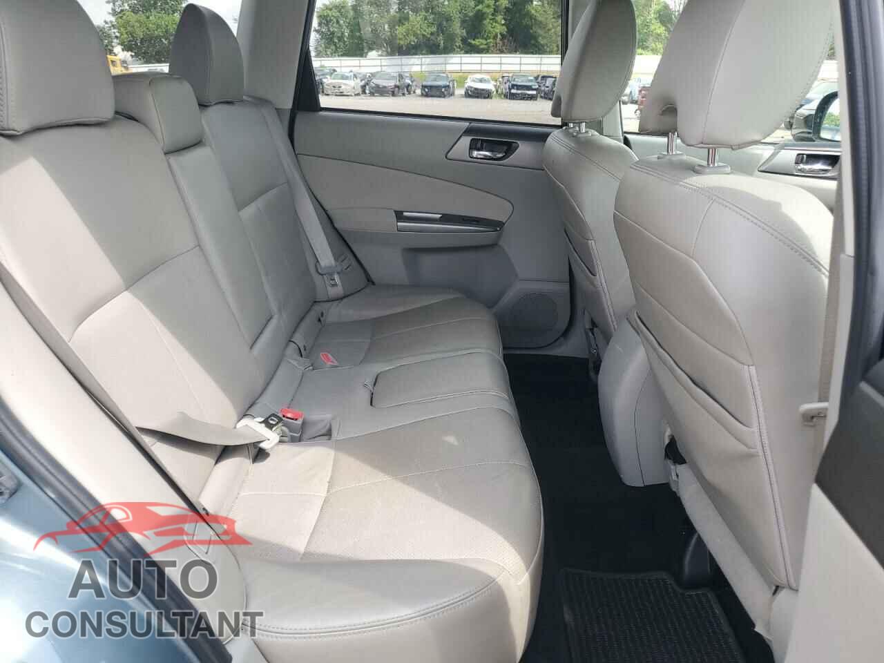 SUBARU FORESTER 2013 - JF2SHAEC4DH440208