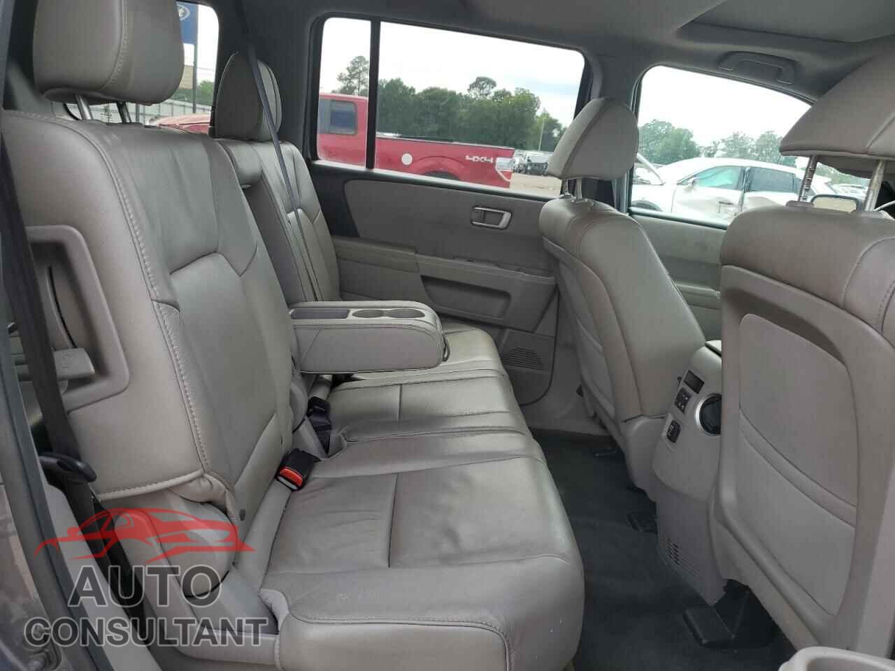 HONDA PILOT 2014 - 5FNYF3H51EB002593