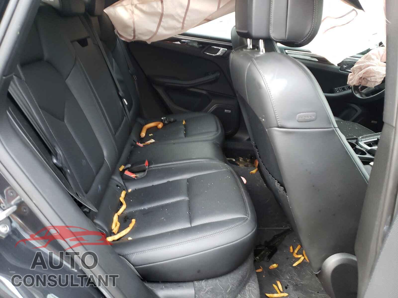PORSCHE MACAN 2018 - WP1AB2A51JLB32655