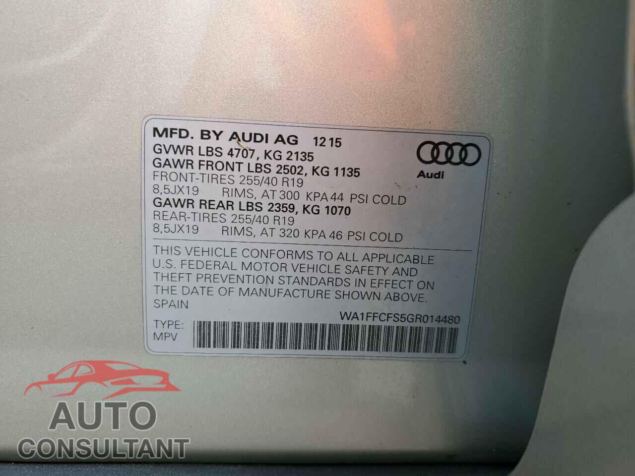 AUDI Q3 2016 - WA1FFCFS5GR014480