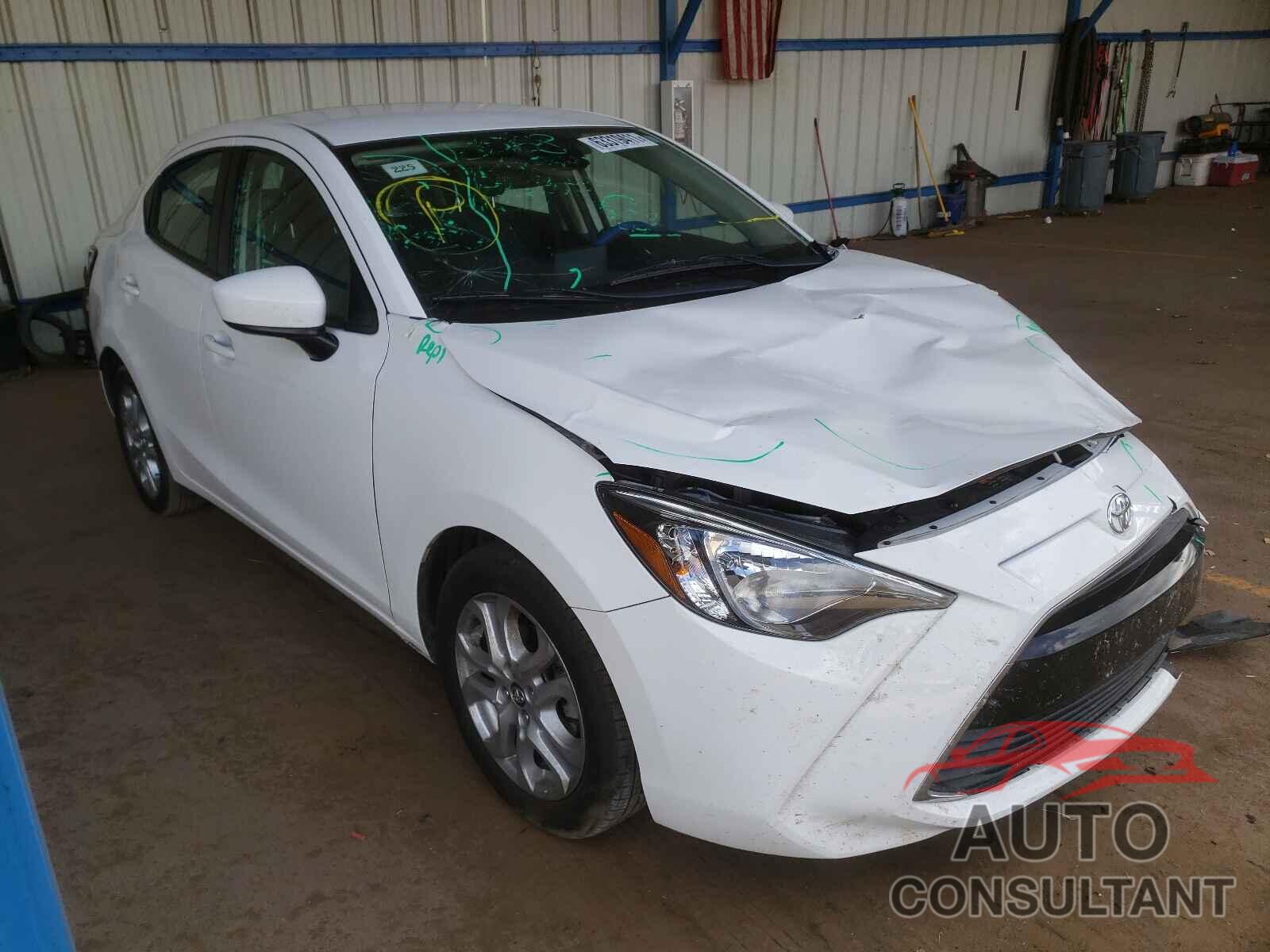 TOYOTA YARIS 2018 - 3MYDLBYV1JY312664