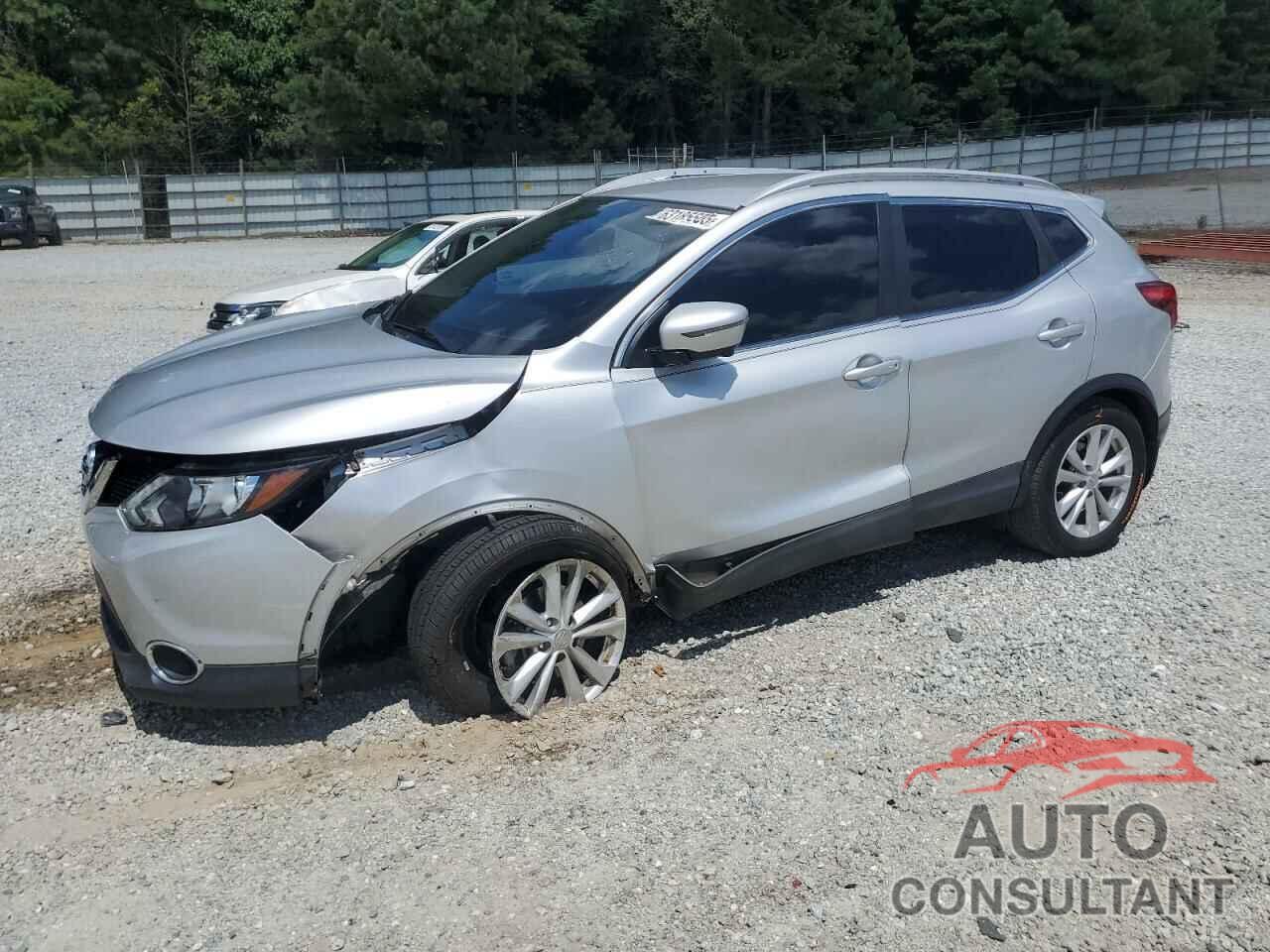 NISSAN ROGUE 2017 - JN1BJ1CR7HW138202