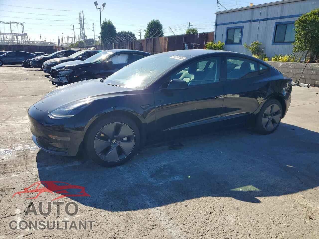 TESLA MODEL 3 2022 - 5YJ3E1EA9NF123732