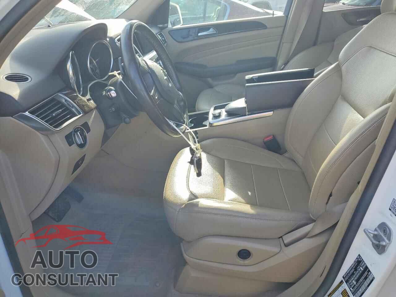 MERCEDES-BENZ M-CLASS 2015 - 4JGDA5HB0FA490035