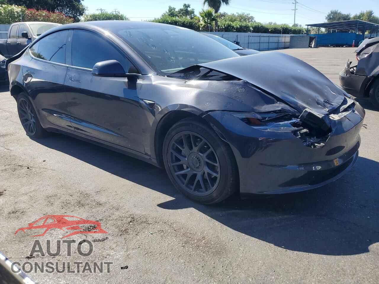 TESLA MODEL 3 2025 - 5YJ3E1EA4SF995103