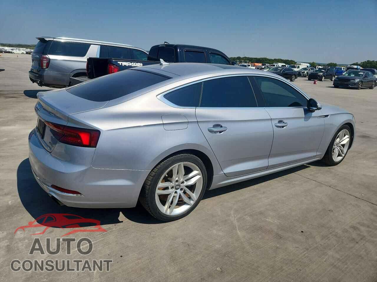 AUDI A5 2019 - WAUANCF52KA054453