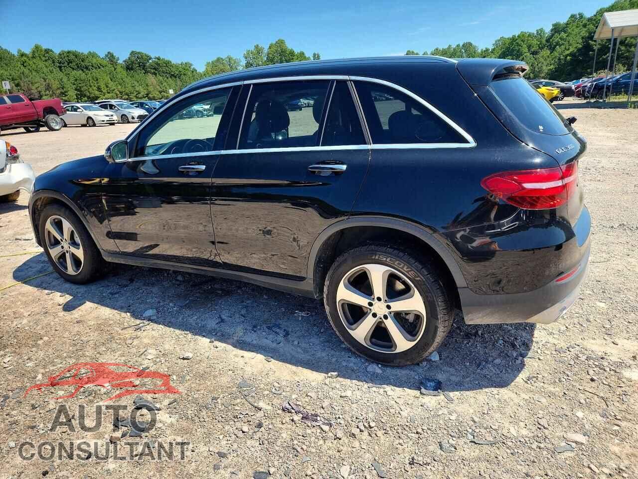 MERCEDES-BENZ GLC-CLASS 2017 - WDC0G4JBXHF123777