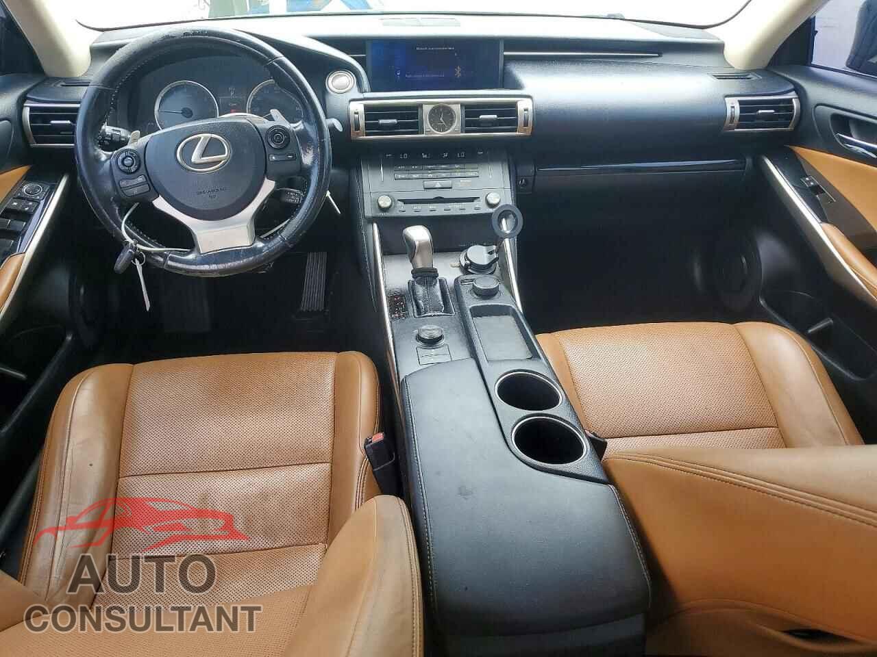 LEXUS IS 2016 - JTHBA1D24G5018455