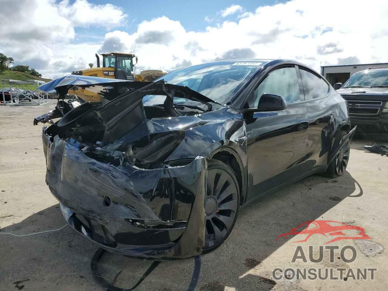 TESLA MODEL Y 2023 - 7SAYGDEF8PF813152