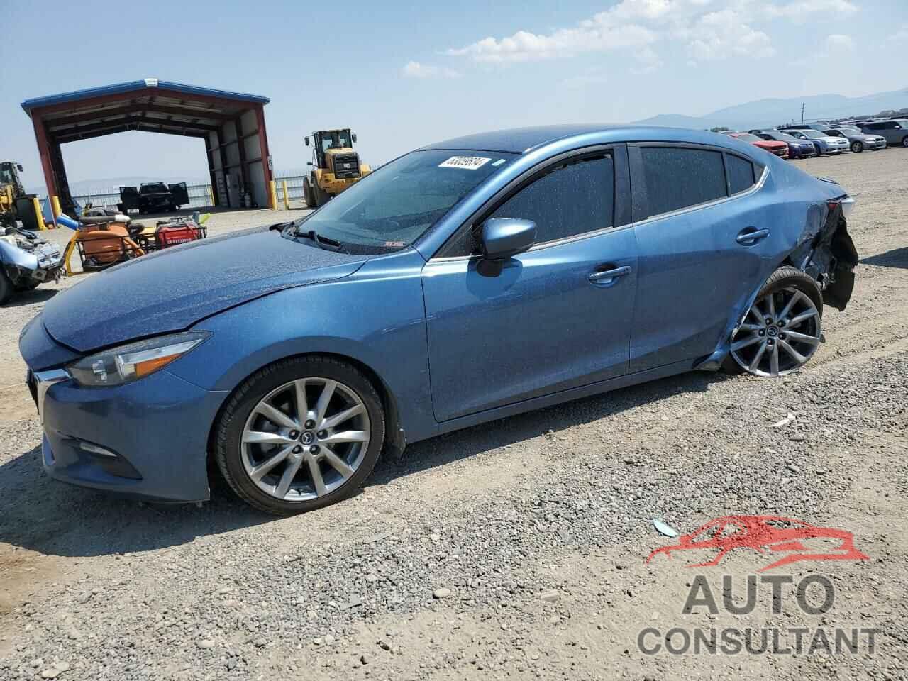 MAZDA 3 2018 - 3MZBN1V37JM239320