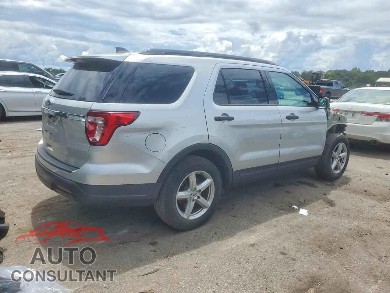 FORD EXPLORER 2018 - 1FM5K7B85JGA59237