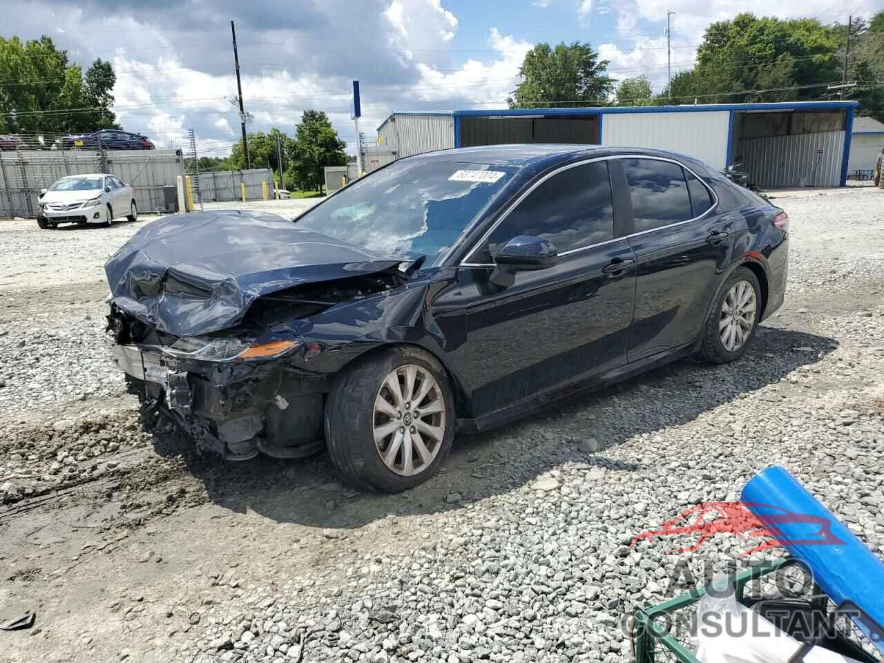 TOYOTA CAMRY 2018 - 4T1B11HK7JU068142