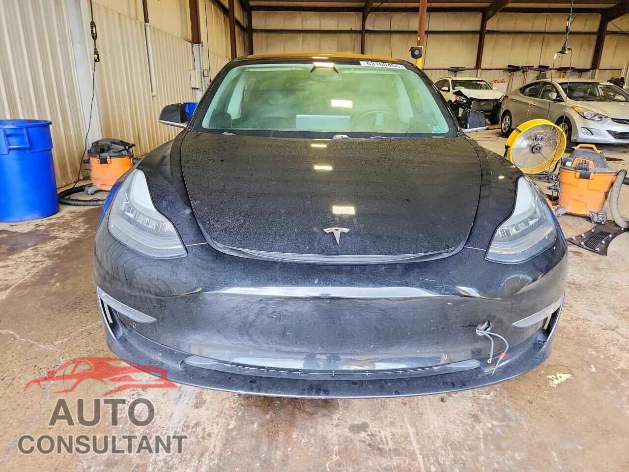 TESLA MODEL 3 2018 - 5YJ3E1EBXJF184655