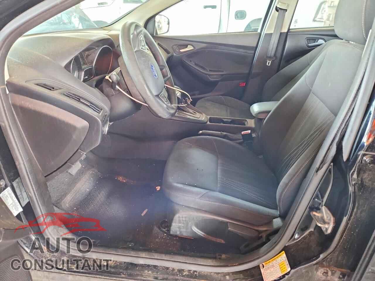 FORD FOCUS 2017 - 1FADP3F24HL315455