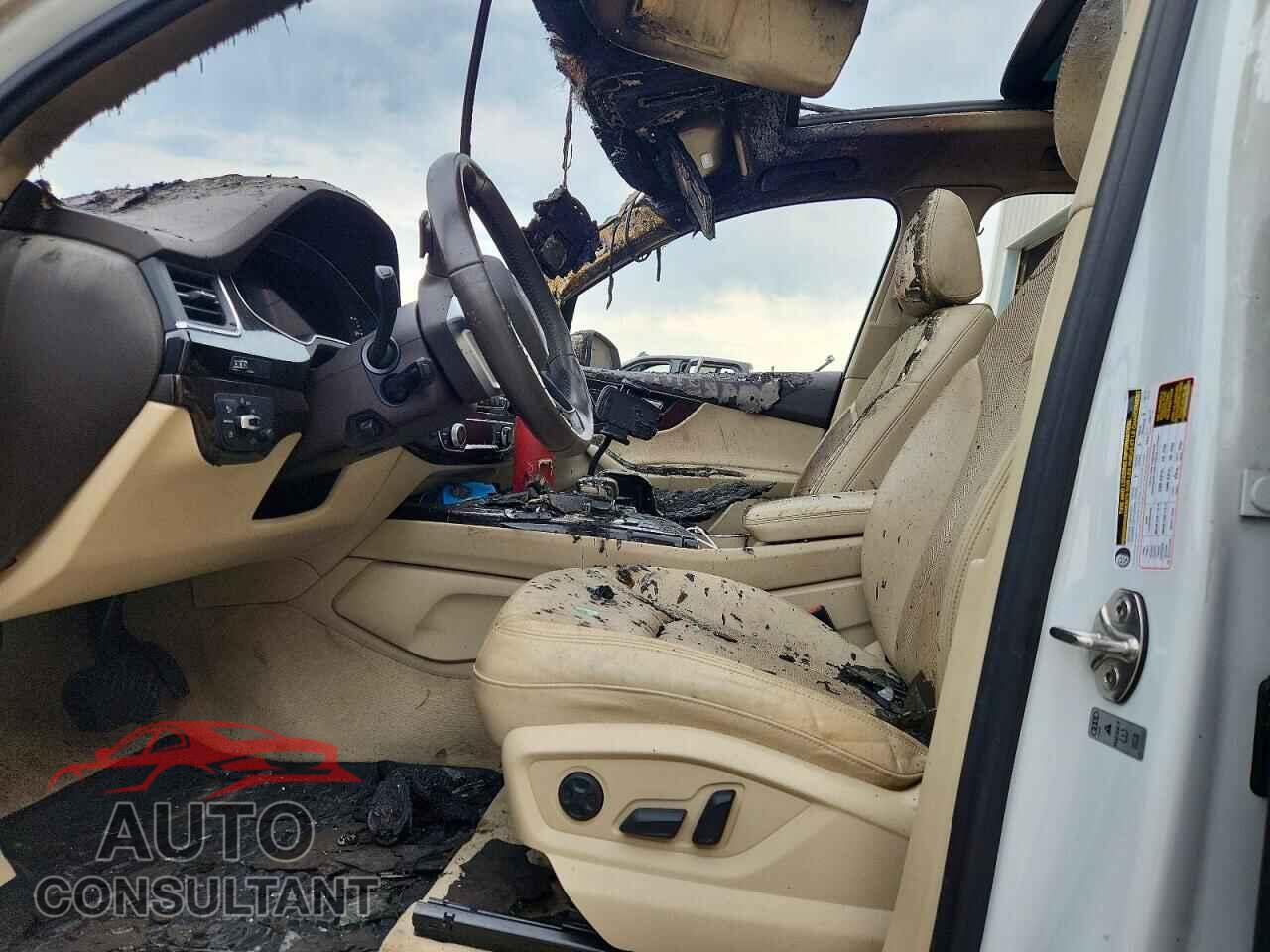 AUDI Q7 2017 - WA1LAAF79HD035672