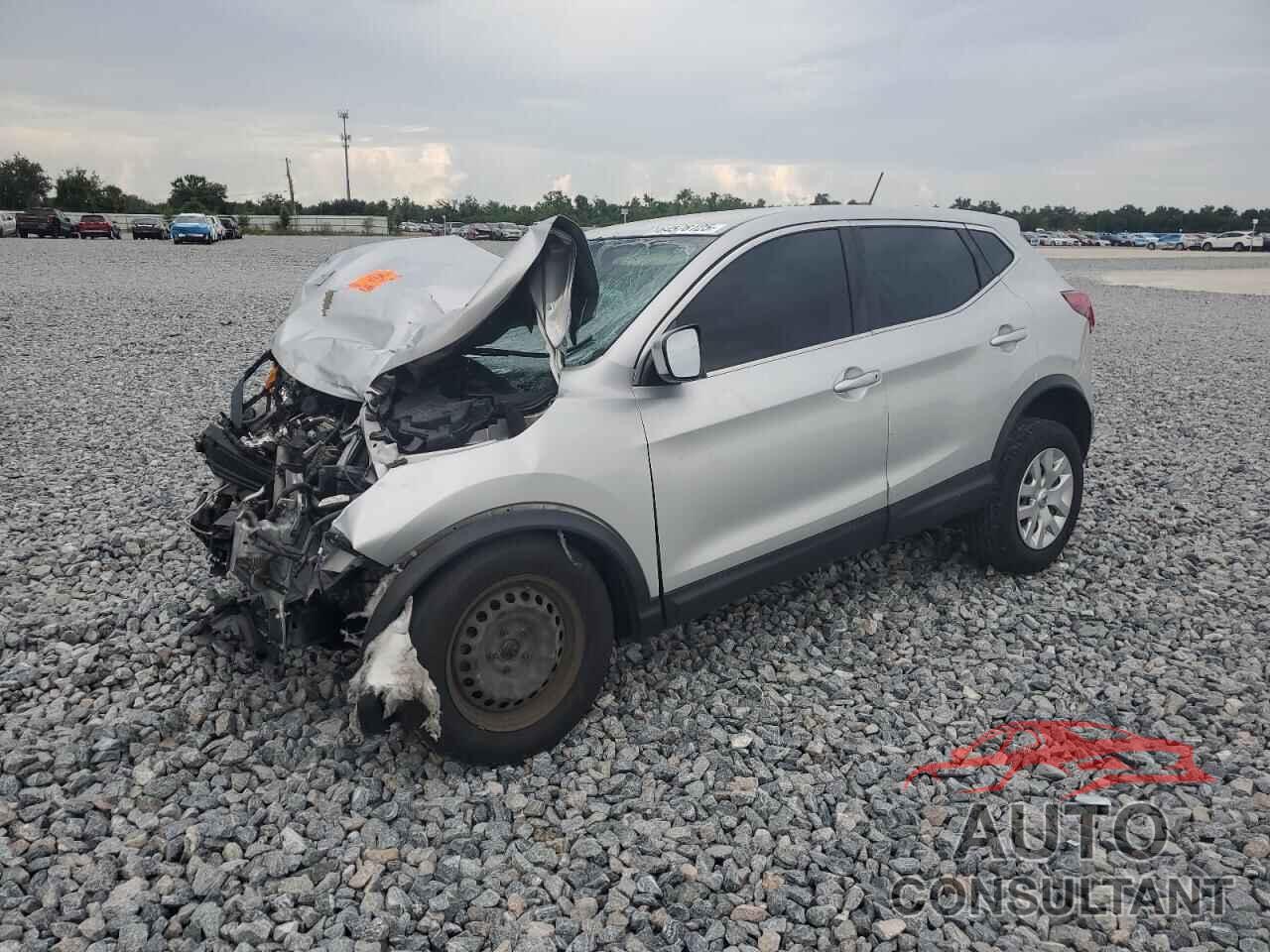 NISSAN ROGUE 2019 - JN1BJ1CP3KW240148