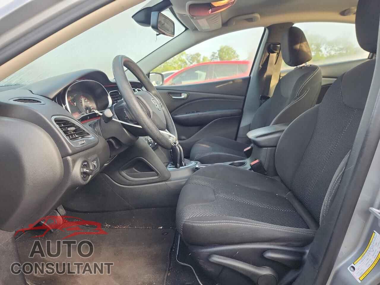 DODGE DART 2015 - 1C3CDFBB6FD337703