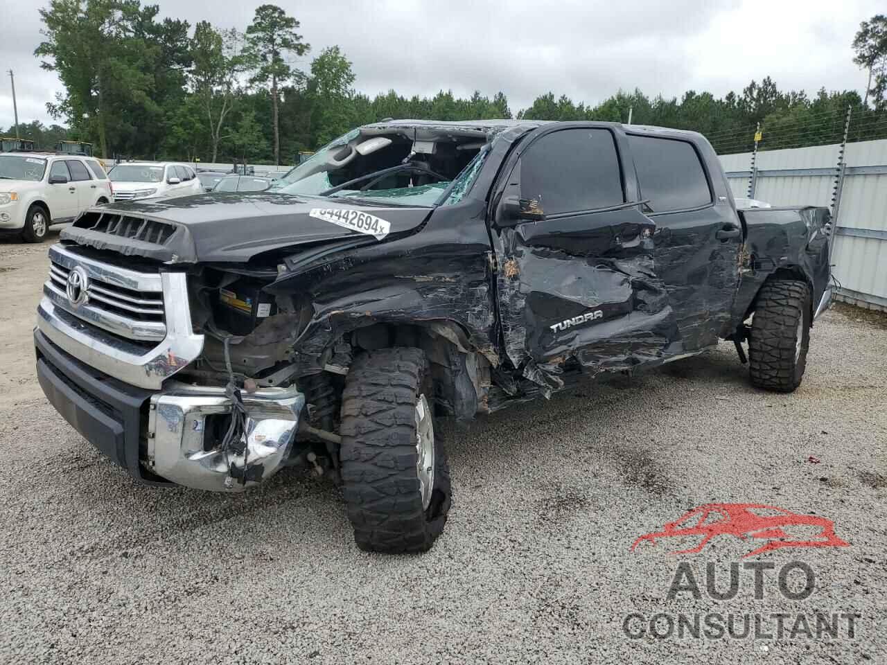 TOYOTA TUNDRA 2016 - 5TFEW5F18GX199625