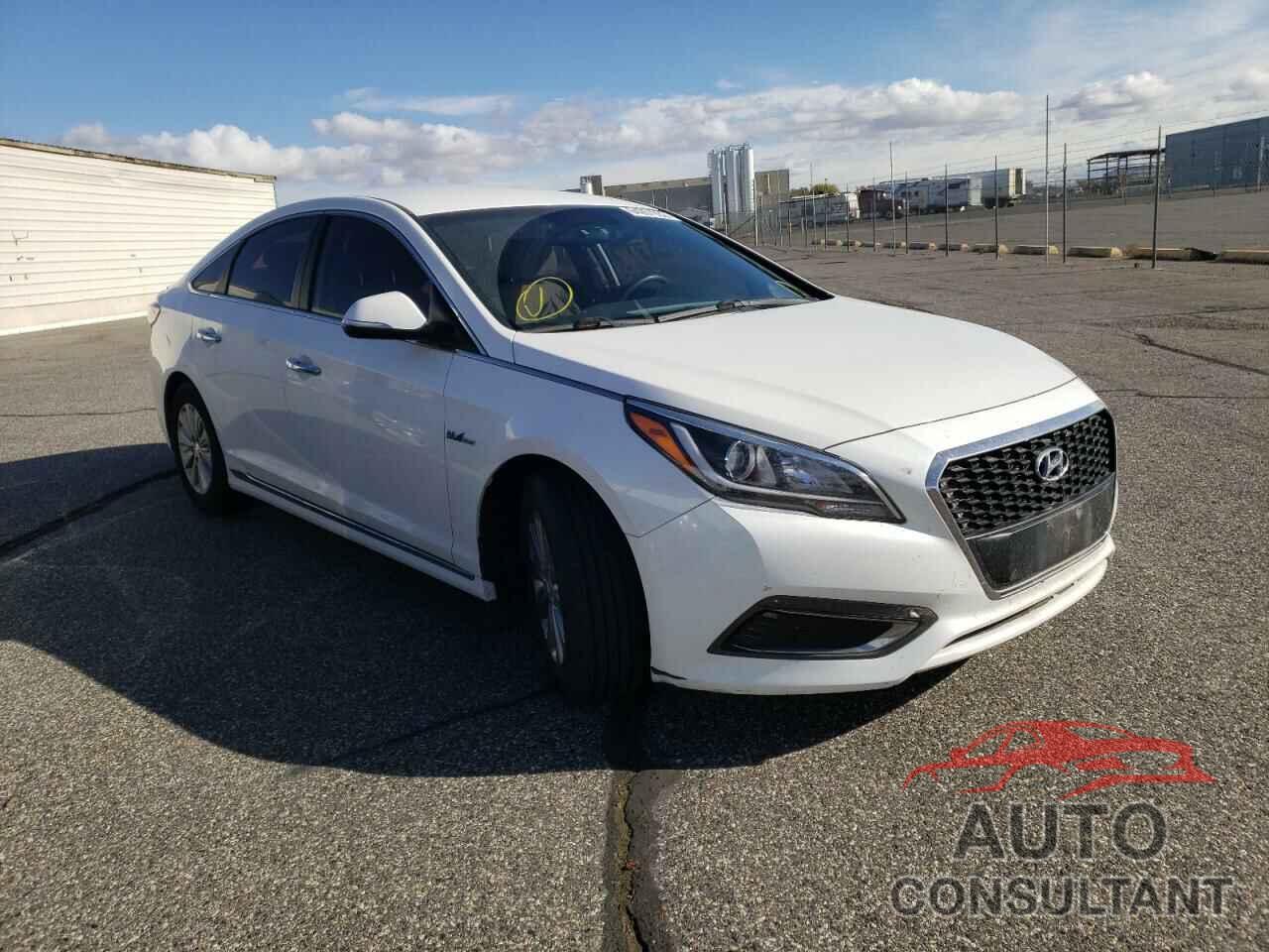 HYUNDAI SONATA 2017 - KMHE24L14HA045911