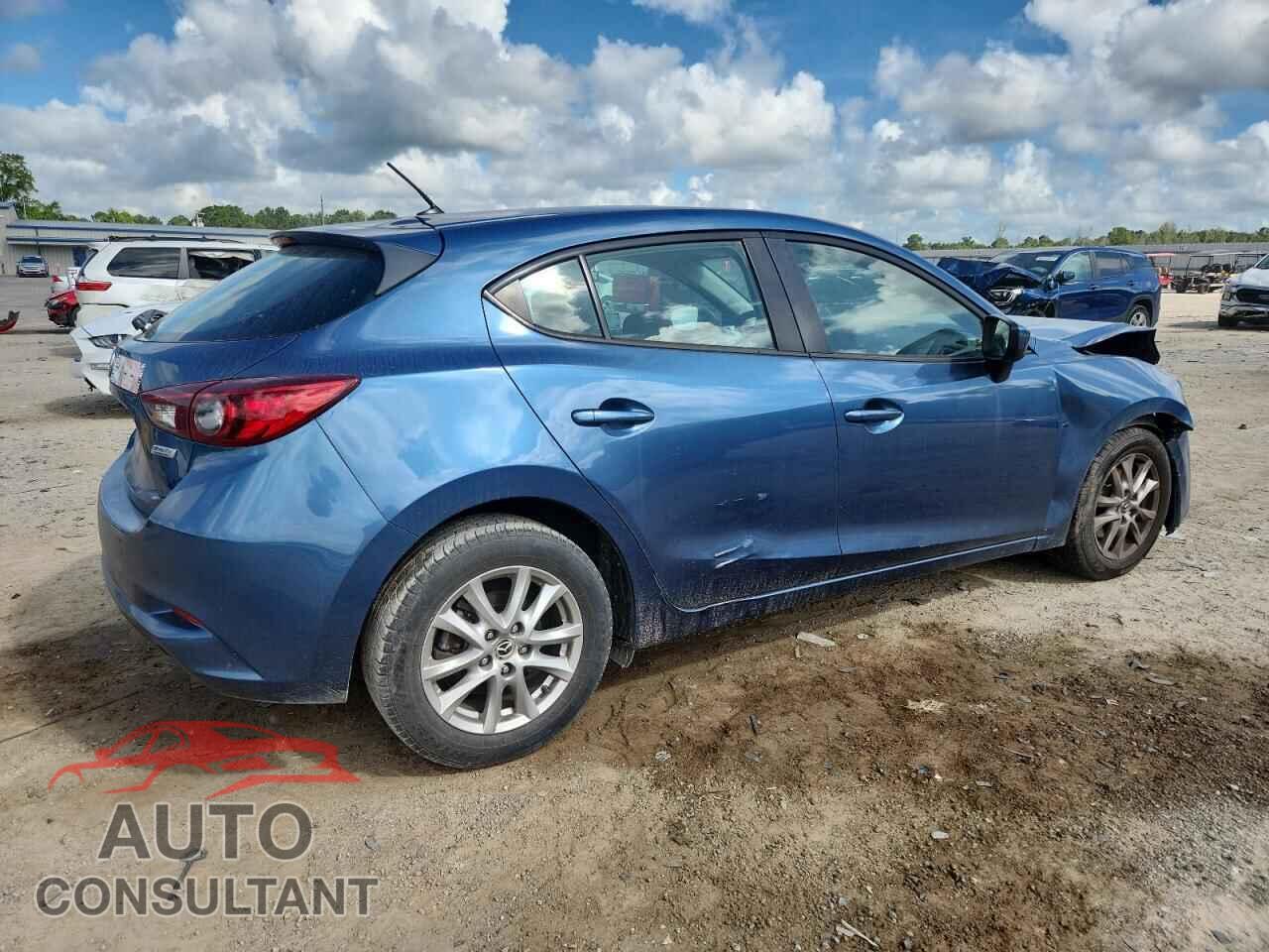 MAZDA 3 2017 - 3MZBN1K7XHM101045