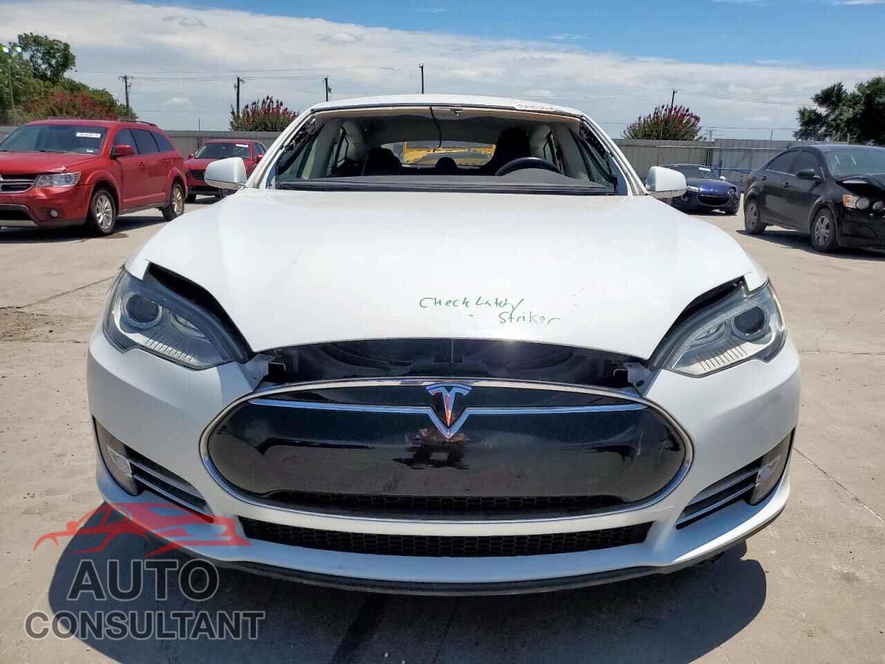 TESLA MODEL S 2013 - 5YJSA1CP5DFP08787