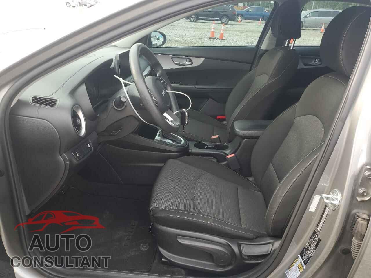 KIA FORTE 2022 - 3KPF24AD1NE461171