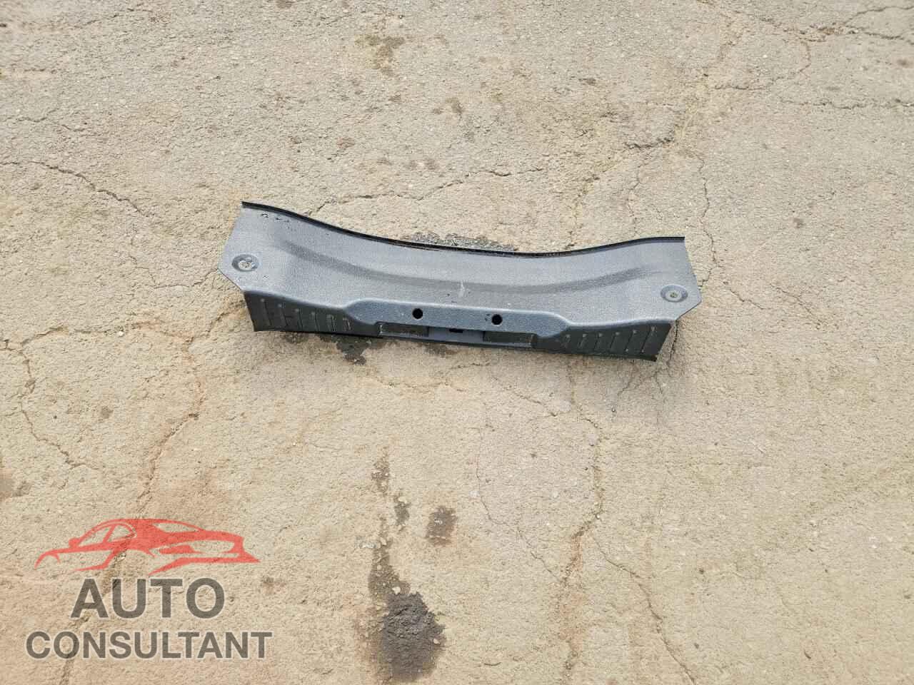 FORD FOCUS 2013 - 1FADP3F25DL111175