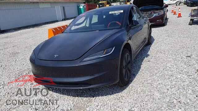 TESLA MODEL 3 2024 - 5YJ3E1EA2RF847557
