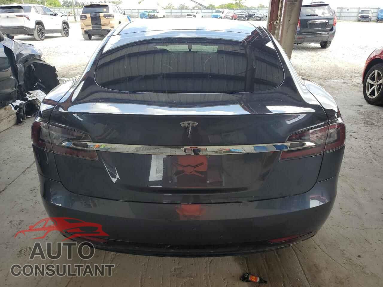 TESLA MODEL S 2017 - 5YJSA1E25HF233097