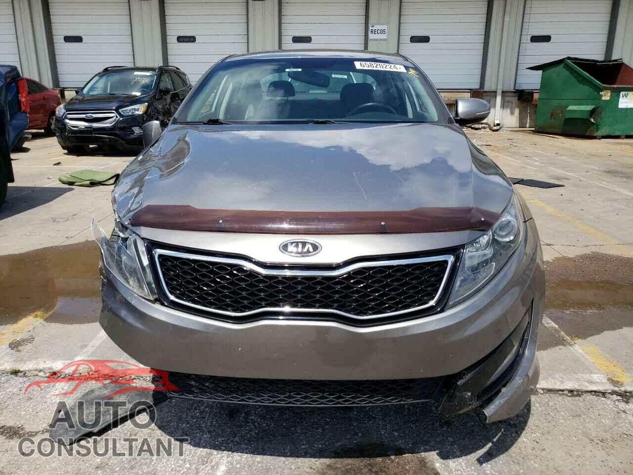 KIA OPTIMA 2012 - 5XXGR4A68CG036133