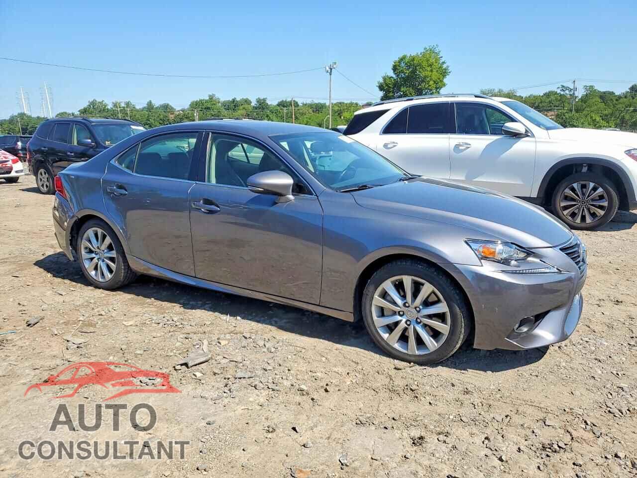 LEXUS IS 2016 - JTHBA1D22G5010127