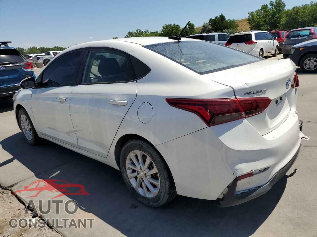 HYUNDAI ACCENT 2018 - 3KPC24A37JE010640