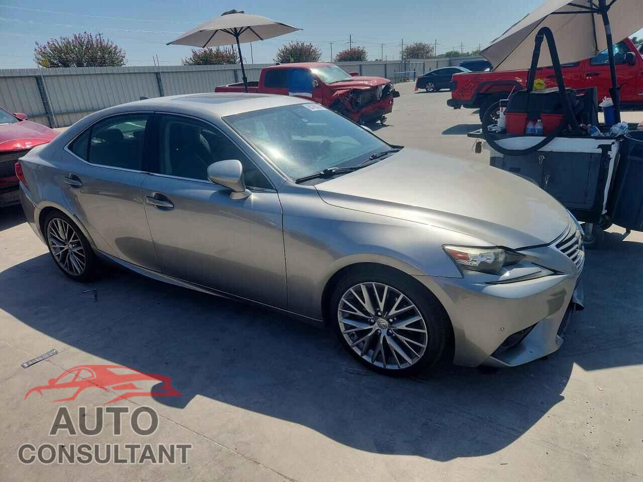 LEXUS IS 2014 - JTHBF1D29E5035413