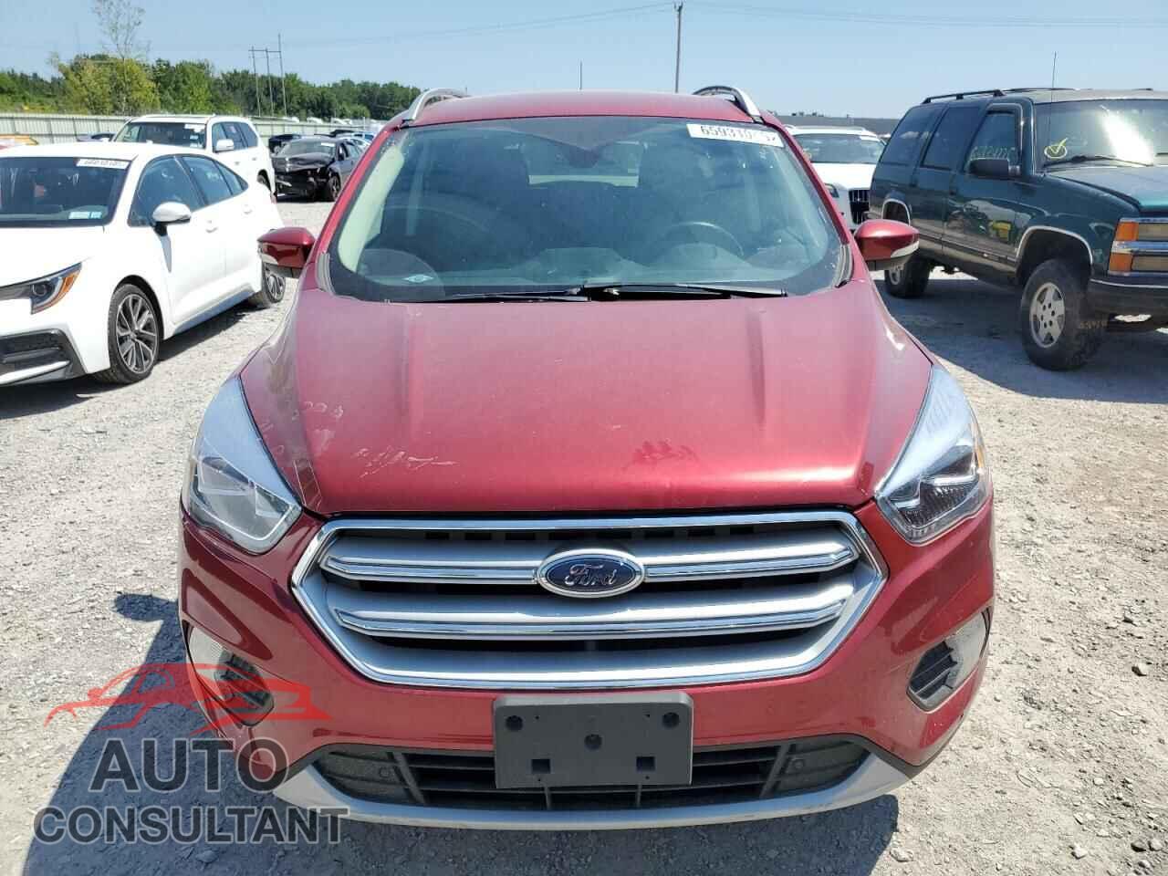 FORD ESCAPE 2018 - 1FMCU9J96JUD01848