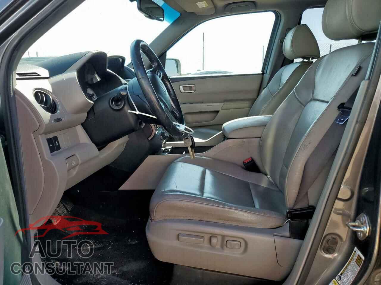 HONDA PILOT 2013 - 5FNYF3H91DB019251