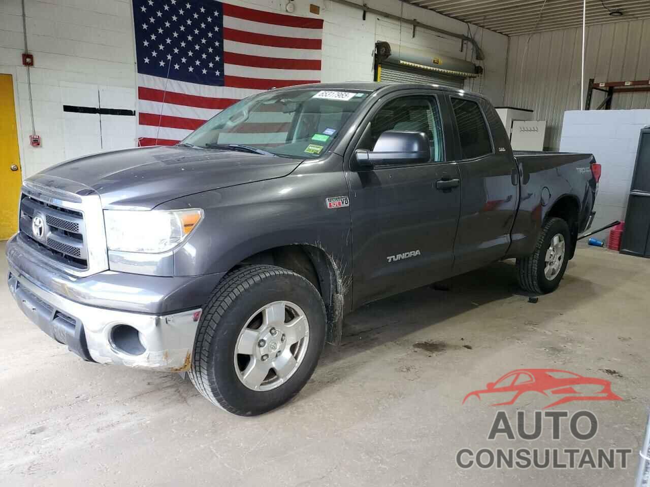 TOYOTA TUNDRA 2011 - 5TFUY5F16BX208482
