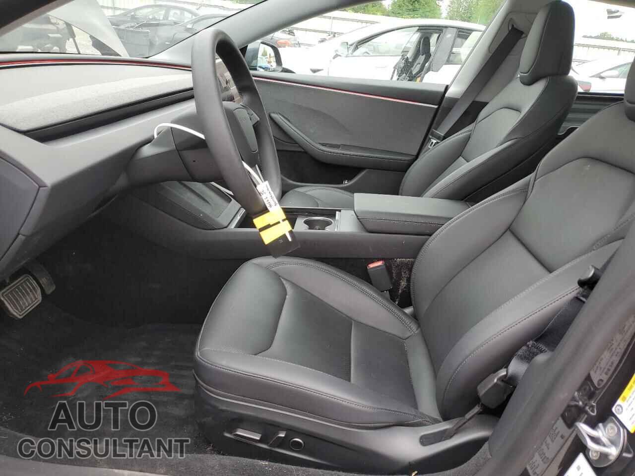 TESLA MODEL 3 2025 - 5YJ3E1EA2SF889068