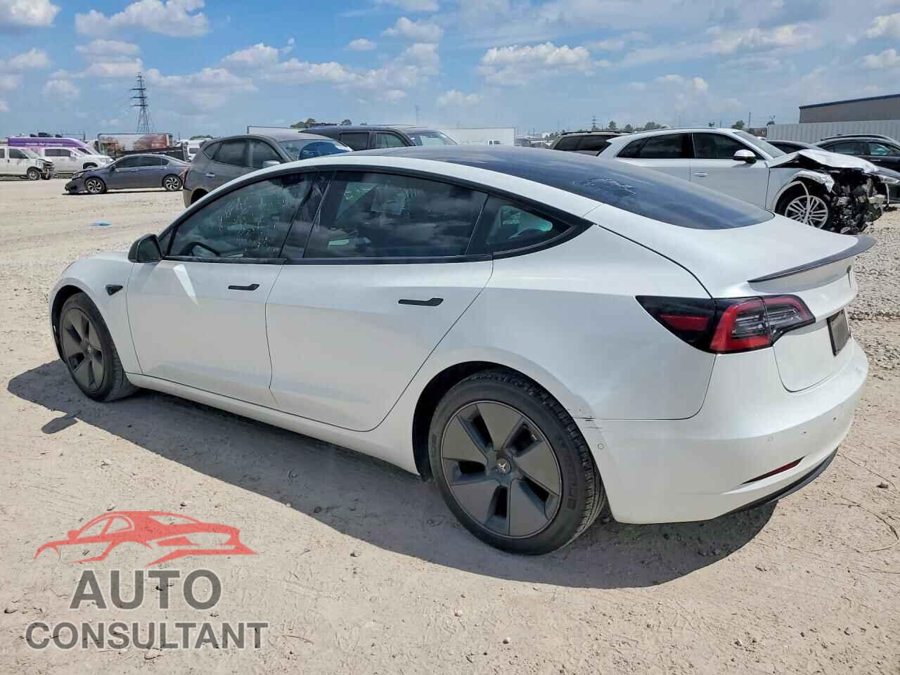 TESLA MODEL 3 2021 - 5YJ3E1EA5MF853720