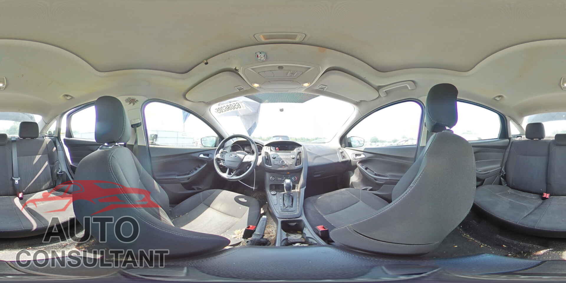 FORD FOCUS 2015 - 1FADP3F21FL297669