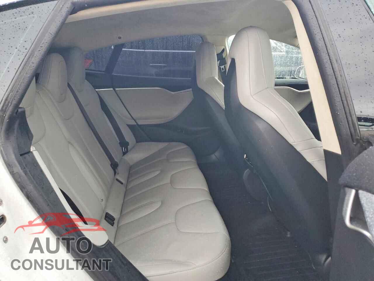 TESLA MODEL S 2015 - 5YJSA1E23FF103395