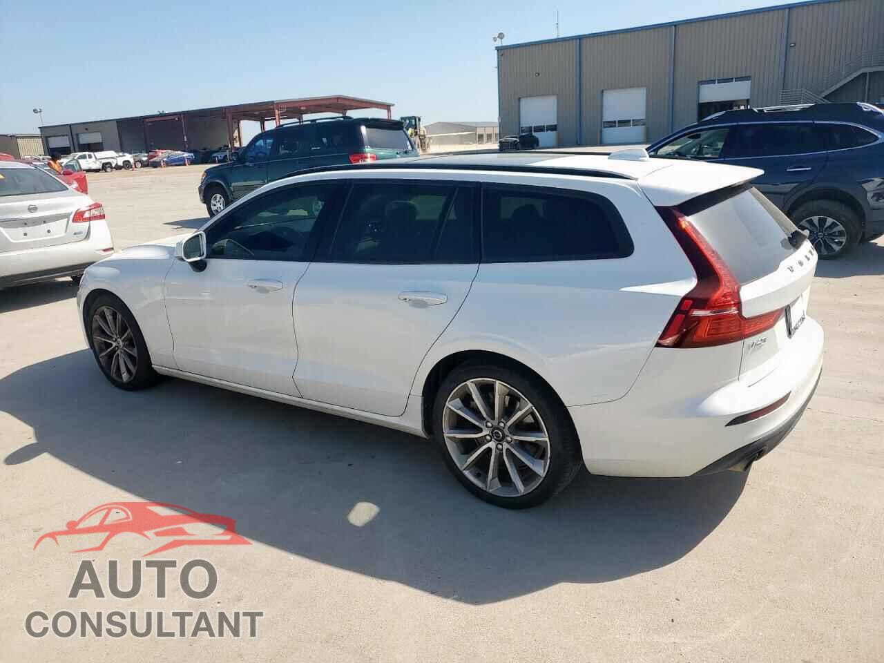 VOLVO V60 2020 - YV1102EK5L2376271
