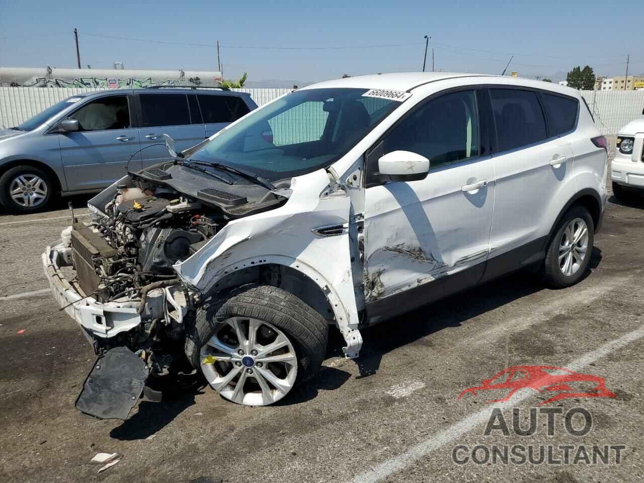 FORD ESCAPE 2017 - 1FMCU9GD2HUA41292