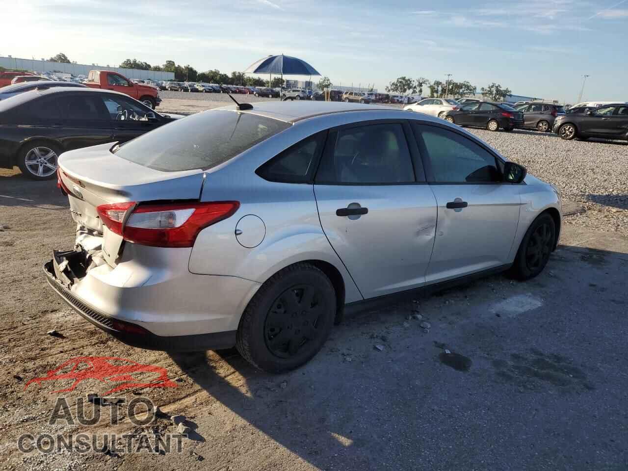 FORD FOCUS 2014 - 1FADP3E24EL406254